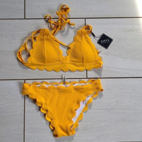 ZAFUL Scallop String Bikini Set NWT - Picture 8 of 14
